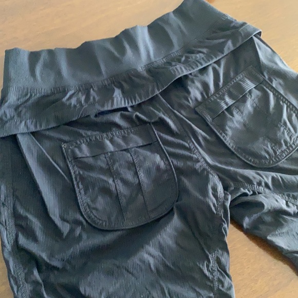 LULULEMON DANCE STUDIO BLACK FULL LENGTH PANTS🍋 - Picture 2 of 13